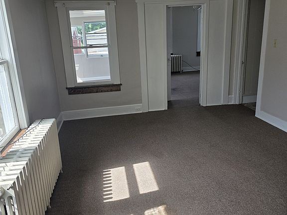 5th image of 627-1 Columbia Ave Floor 2