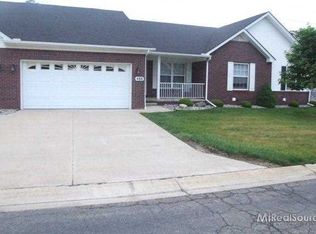 488 N Harvard Dr, Romeo, MI 48065