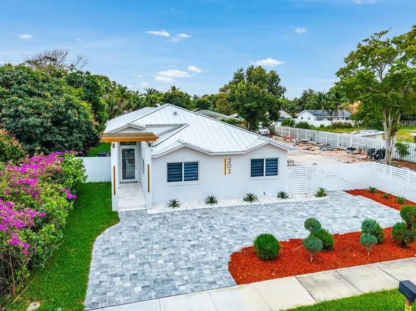 202 SE 4th Street, Delray Beach, FL 33483