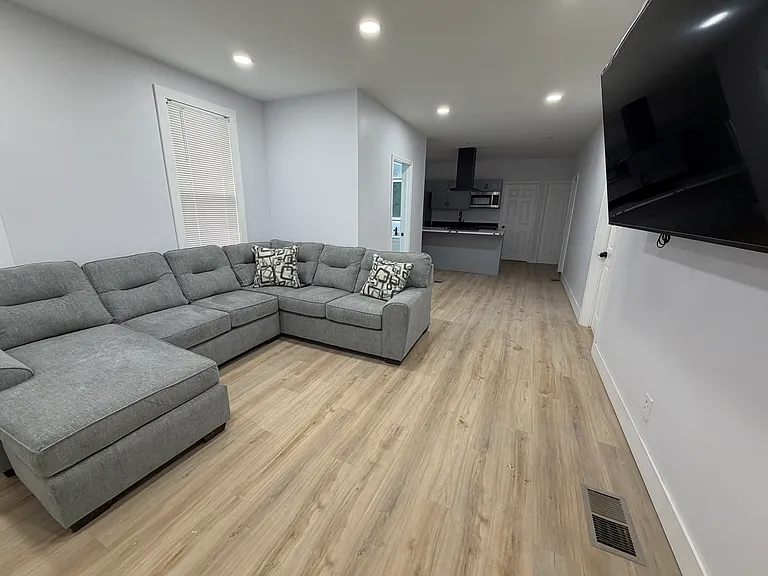 34 Seminary Ave #1 — Photo 15