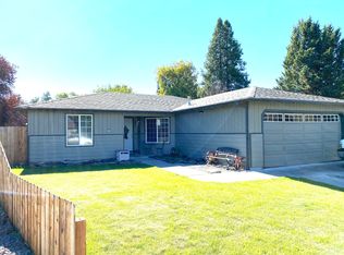 104 Shadow Wood Ct, Central Point, OR 97502
