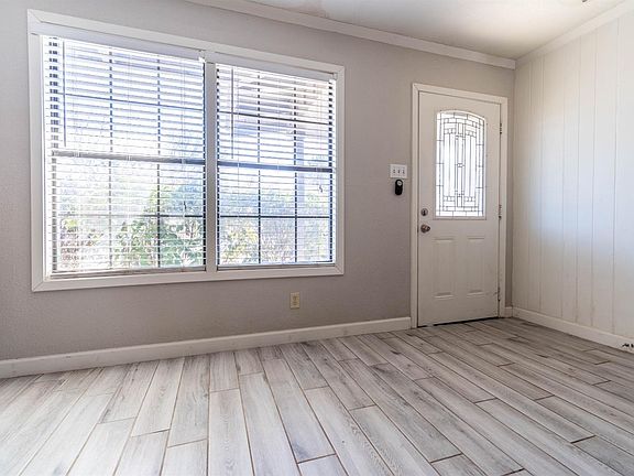 5th image of 3408 45th St