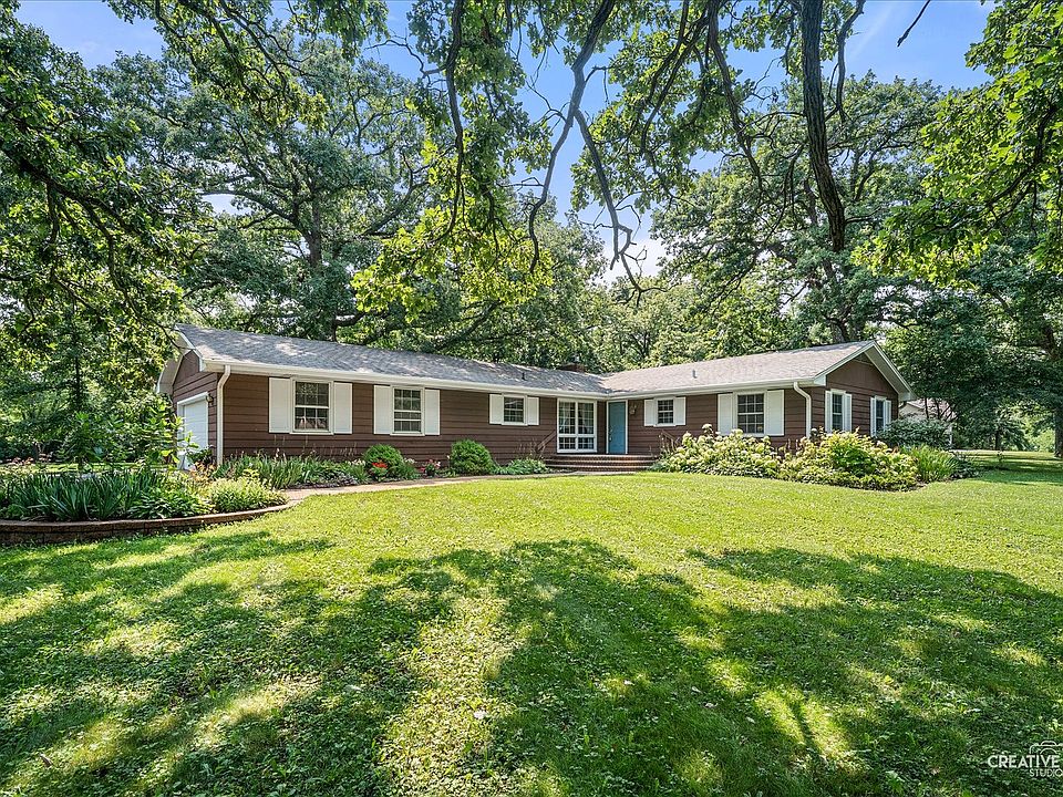 1st image of 6N373 Oakwood Dr