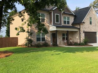 204 Erin Way, Warner Robins, GA 31088