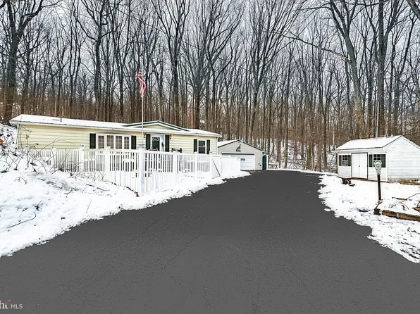2201 Sky Top Trl, Dover, PA 17315