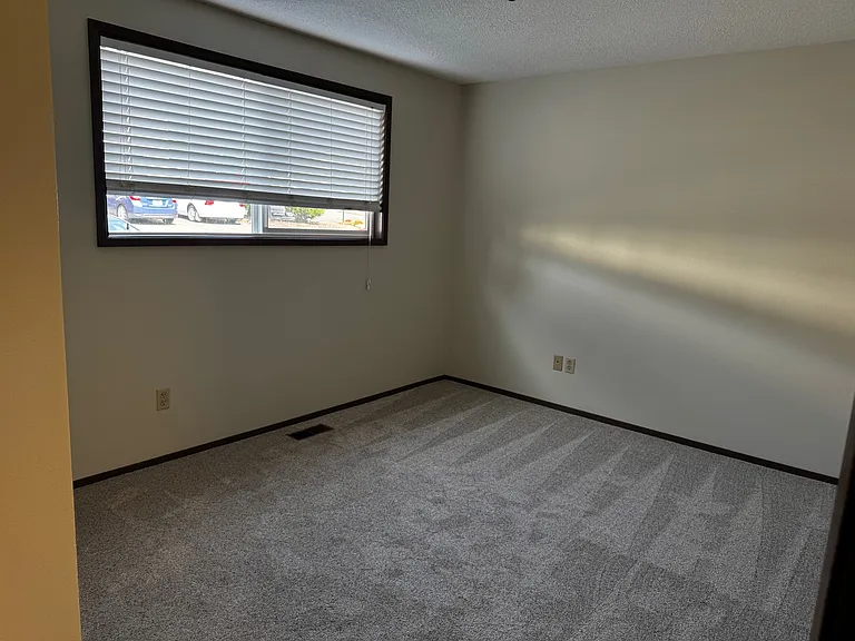 Chestnut Place Apartments — Photo 36