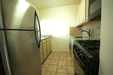 Rented by Link NY Realty
