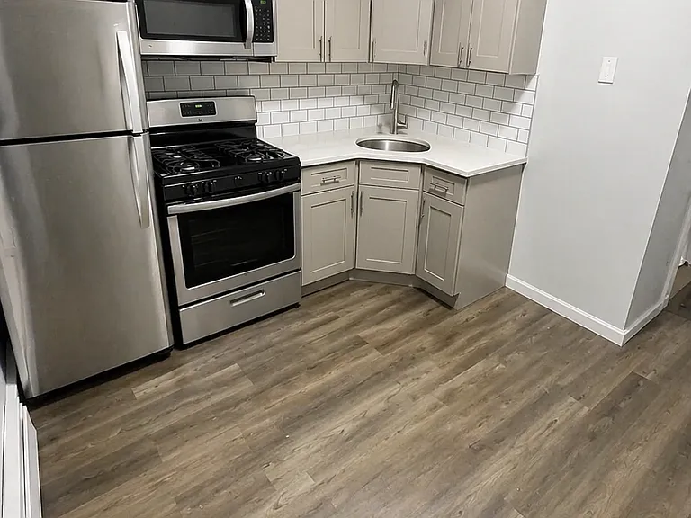 53 Wright Ave #1 — Photo 1
