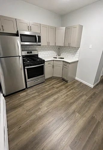 53 Wright Ave #1 Photo 1