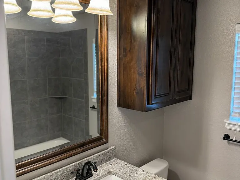 105 Sandstone Ln — Photo 18