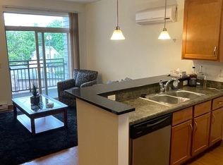 1917 Monroe St #305, Madison, WI 53711