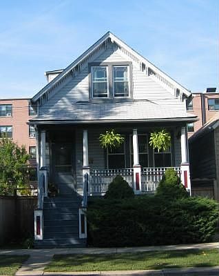 1st image of 2530 W Medill Ave