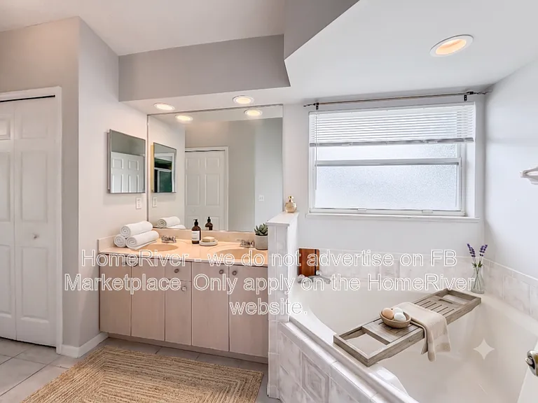 5112 NW Ever Rd — Photo 3