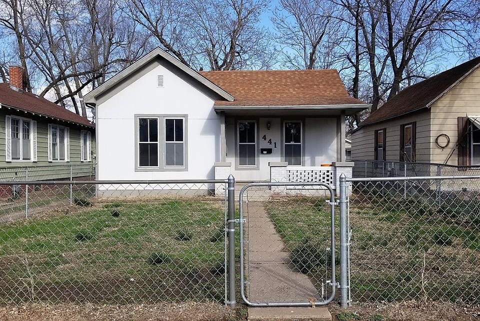 1st image of 441 S 10th St