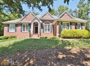 205 Hedgewick Way, Tyrone, GA 30290