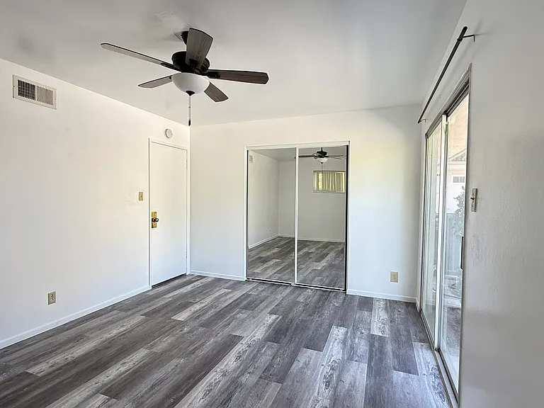 2675 Luray Cir — Photo 1