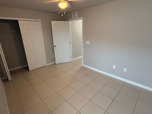 5th image of 1621 SW 33rd St #1621