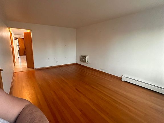 2nd image of 8346 W Berwyn Ave Floor 2
