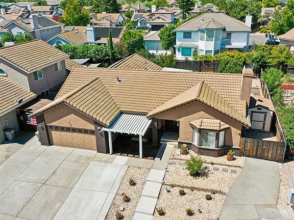 5th image of 1012 Hillview Lane