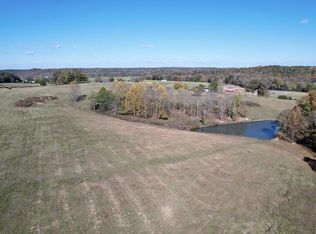 3 Henryville Rd, Summertown, TN 38483