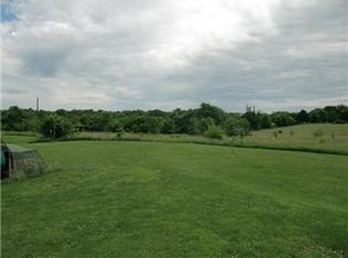 610 W North St, Spring Hill, KS 66083