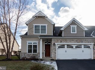 114 Windermere Dr #U-0031, Palmyra, PA 17078