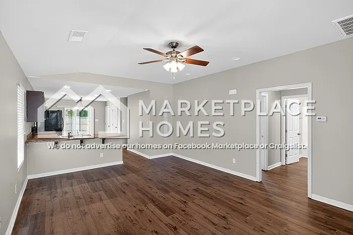 203 Sedgewick Dr — Photo 3