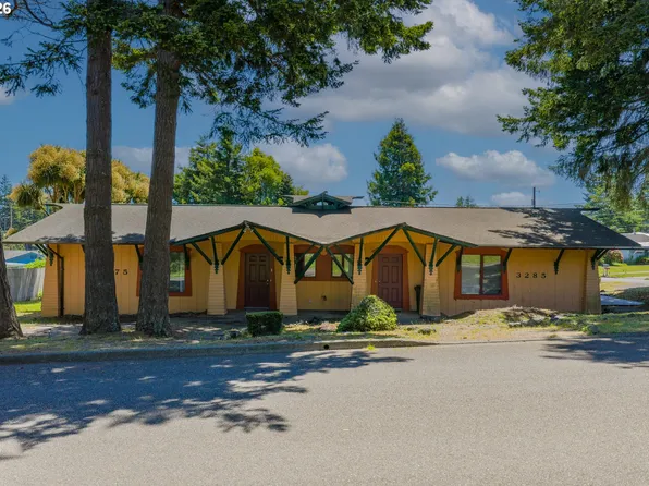 3275 Lindberg Ave, Coos Bay, OR 97420