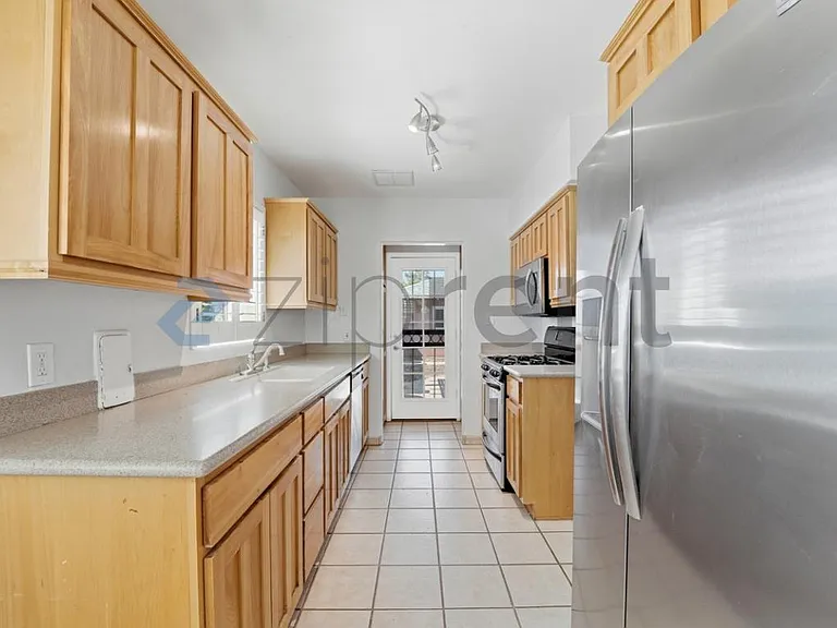 78 W Cambridge Ave — Photo 7