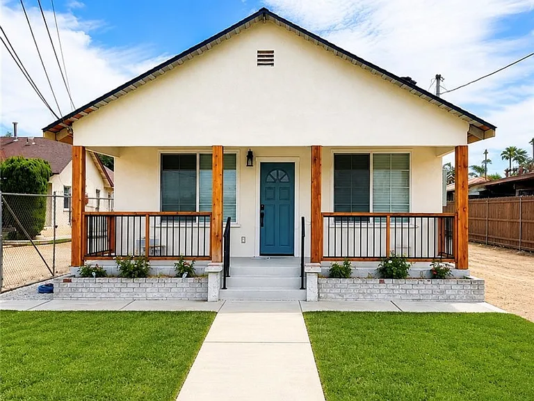 7534 Fern Ave — Photo 1