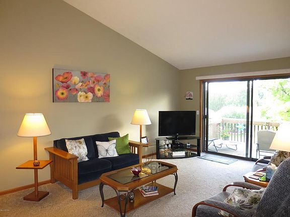 5th image of 1421 7th St NW #41