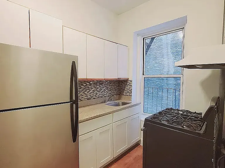 201 W 115th St #1E — Photo 1