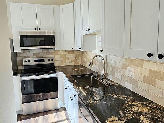 Beautiful kitchen.