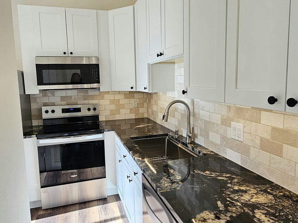 Beautiful kitchen.