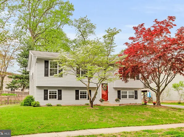 1142 Neptune Pl, Annapolis, MD 21409