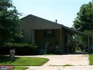 2nd image of 2133 Cove Rd