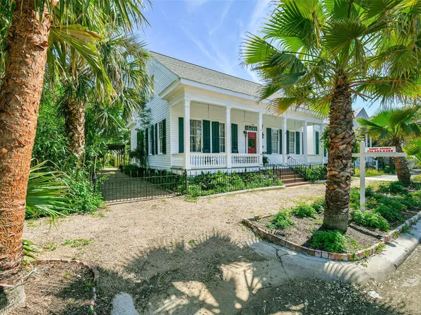 1309 Broadway St, Galveston, TX 77550