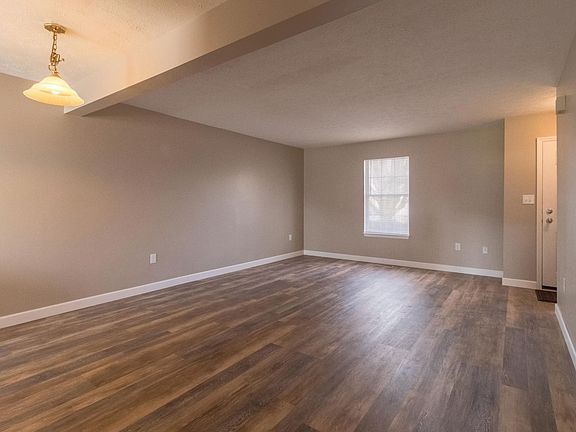 5th image of 1843 N Lakeman Dr