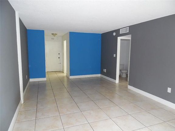2nd image of 1800 Sans Souci Blvd APT 118