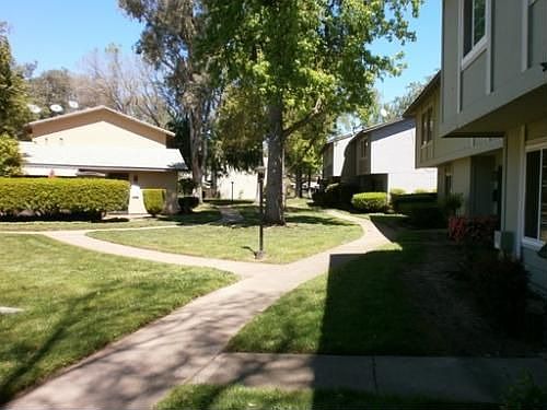 2nd image of 8856 La Riviera Dr Unit D