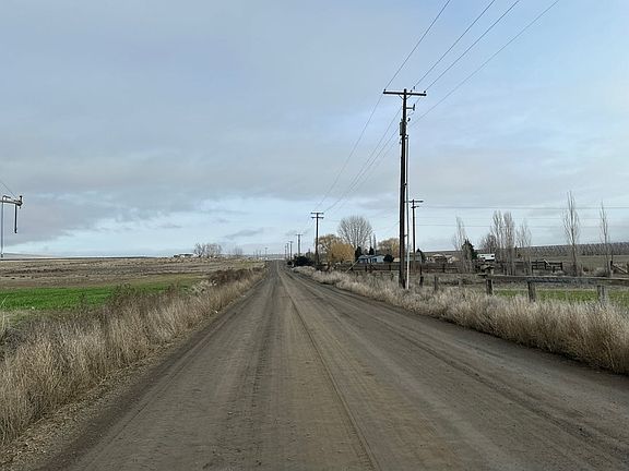5th image of 6840 Desmarais Rd