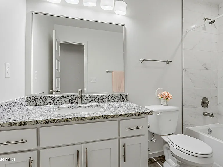 15252 Apex Ct — Photo 25