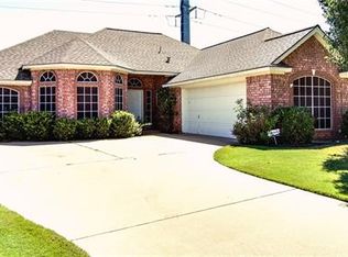 7224 Spring Oak Dr, North Richland Hills, TX 76182
