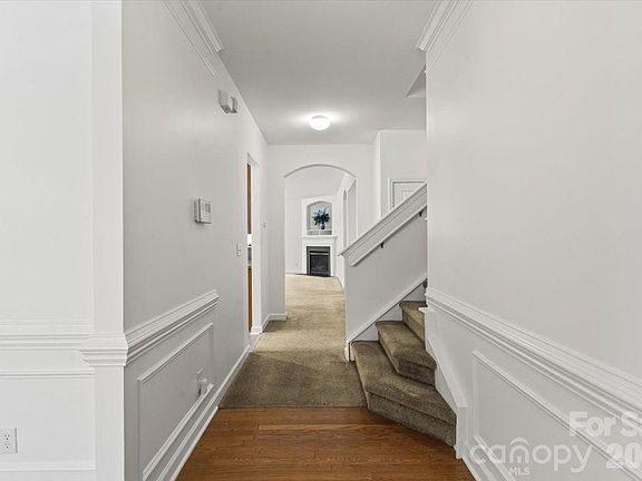 5th image of 8227 Four Sisters Ln