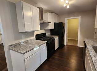 112 Elm St, Roxton, TX 75477