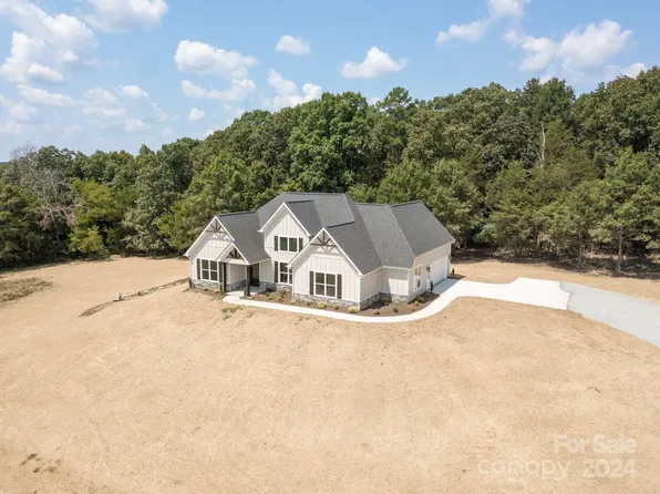 9435A Oak Grove Rd #2, Stanfield, NC 28163