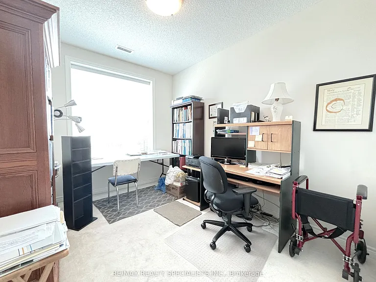 33 Whitmer St #314 — Photo 6