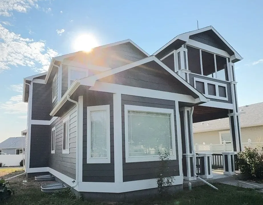 4326 Mariposa Ln