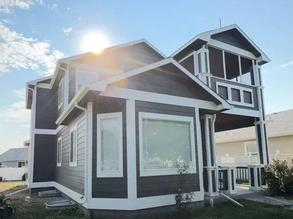 4326 Mariposa Ln, Evans, CO 80620