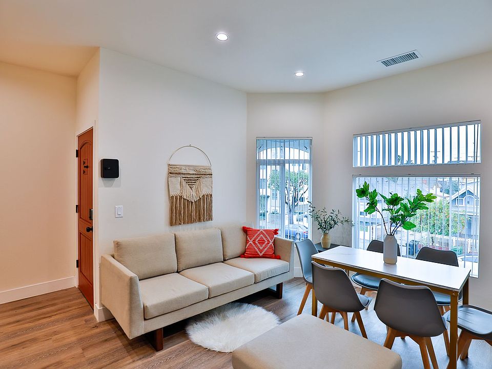 1st image of 1219-1223 W 25th St